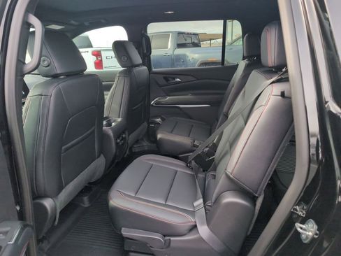 New 2026 Chevrolet Traverse Z71 w/ Enhanced Driving Package image 9