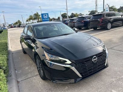 Used 2024 Nissan Altima 2.5 SV