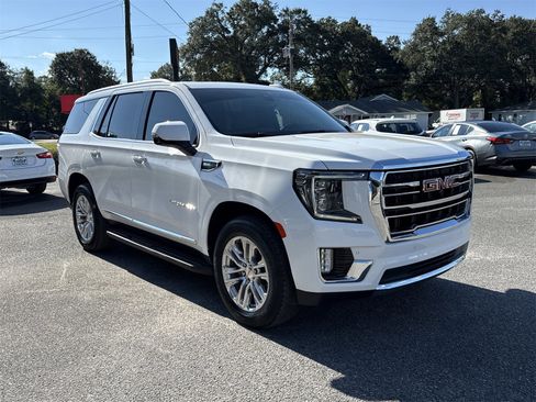 Used 2022 GMC Yukon SLT w/ SLT Premium Package image 7