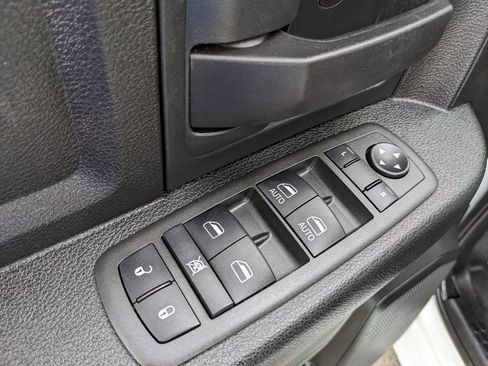 Used 2022 RAM 1500 Tradesman w/ Chrome Appearance Group AWD/4WD image 45