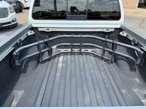 Used 2019 Nissan Frontier SV w/ Value Truck Package image 8