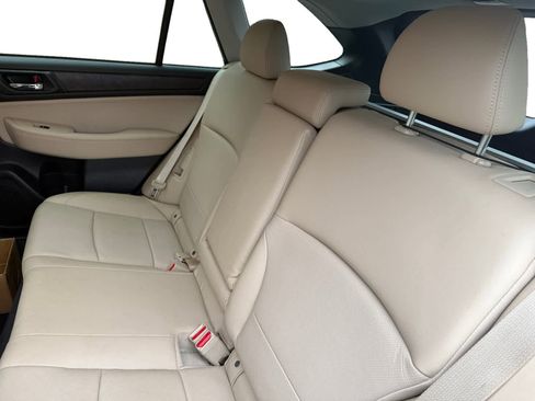 Used 2016 Subaru Outback 2.5i Limited image 13