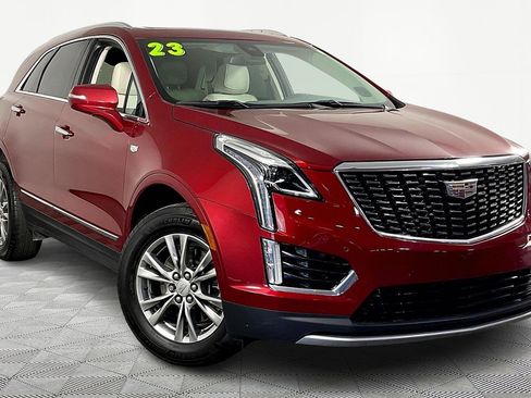 Certified 2023 Cadillac XT5 Premium Luxury AWD/4WD image 3