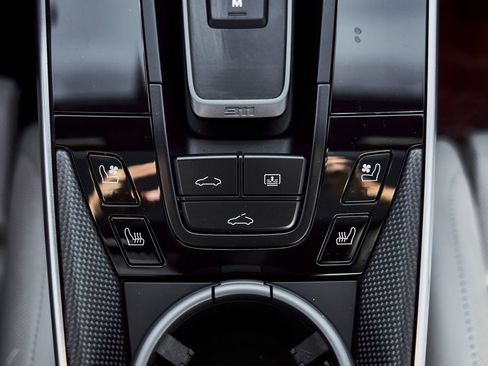 Used 2021 Porsche 911 Turbo S AWD/4WD image 61