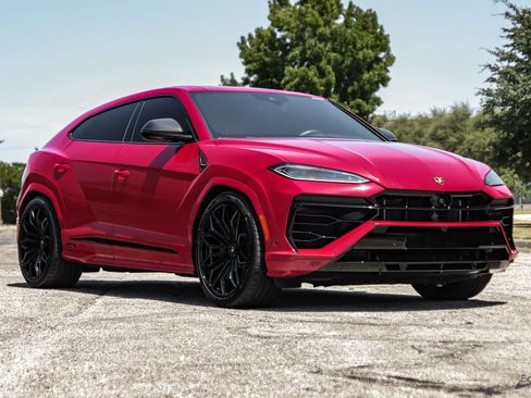 Used 2025 Lamborghini Urus SE AWD/4WD image 25