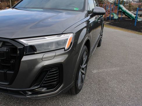 Certified 2025 Audi Q7 2.0T Premium Plus image 44