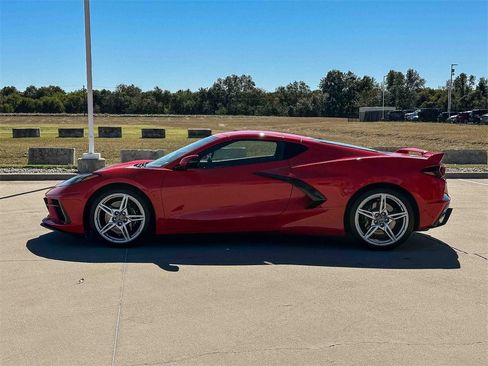 Used 2020 Chevrolet Corvette Stingray Preferred Cpe w/ 2LT Preferred Equipment Group image 6