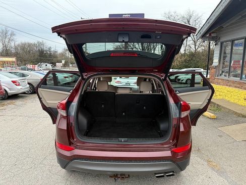 Used 2016 Hyundai Tucson Sport image 13