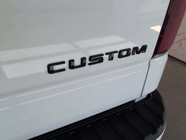 Used 2023 Chevrolet Silverado 1500 Custom w/ LPO, Dark Essentials Package AWD/4WD image 32