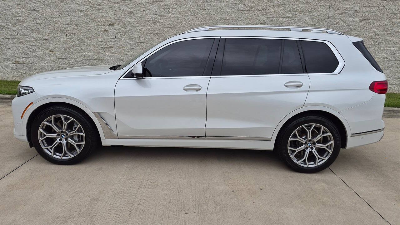 Used 2020 BMW X7 xDrive40i w/ Parking Assistance Package AWD/4WD image 4