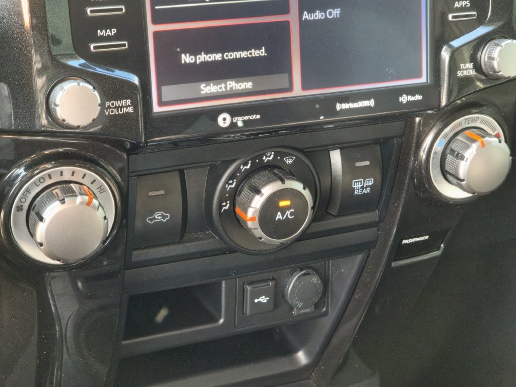 Used 2024 Toyota 4Runner TRD Off-Road AWD/4WD image 19