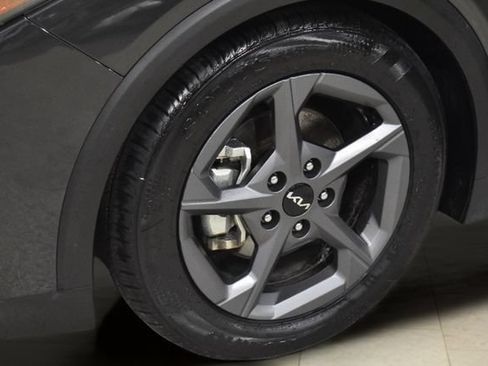 Used 2025 Kia K4 FWD image 37