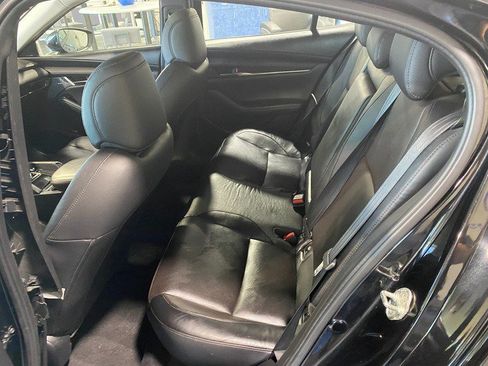 Used 2020 MAZDA MAZDA3 Sedan w/ Premium Package FWD image 16