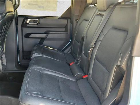 New 2025 Ford Bronco Badlands AWD/4WD image 16