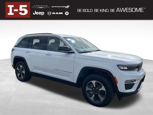 New 2025 Jeep Grand Cherokee Limited 4xe image 10
