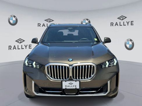 Certified 2026 BMW X5 xDrive40i w/ Climate Comfort Package AWD/4WD image 2