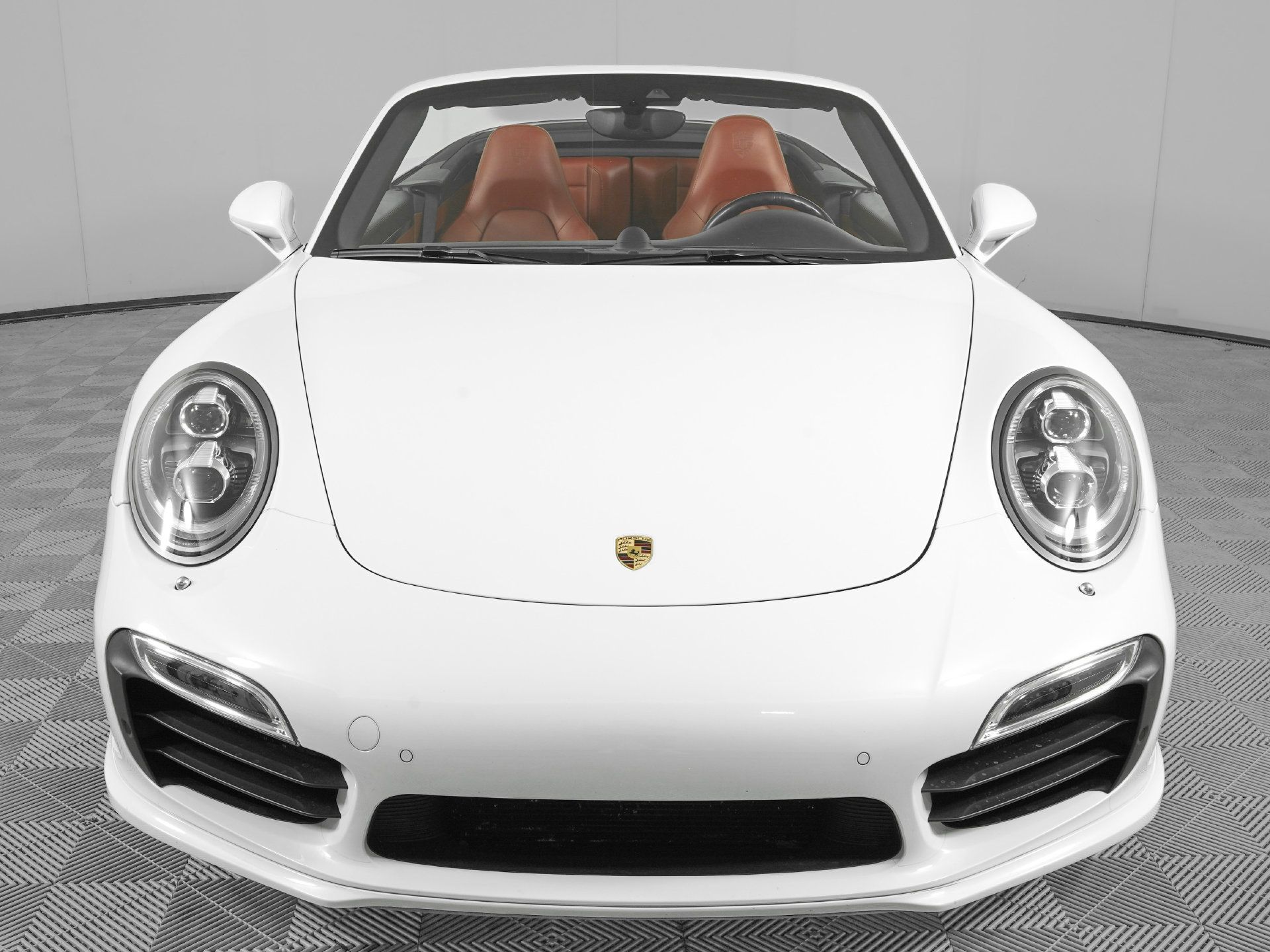 Used 2015 Porsche 911 Turbo AWD/4WD image 2