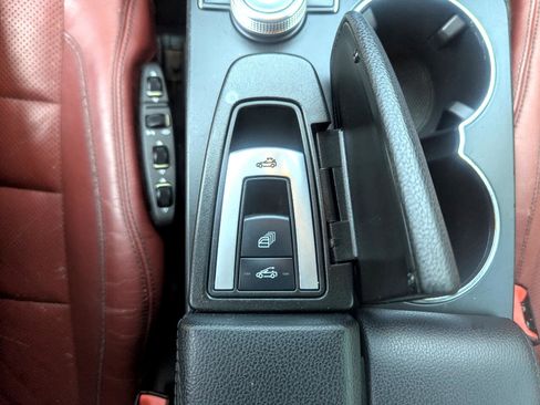 Used 2012 Mercedes-Benz E 350 Cabriolet image 25