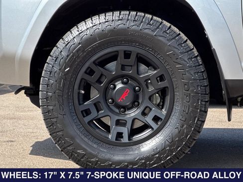 Used 2017 Toyota 4Runner TRD Off-Road Premium AWD/4WD image 27
