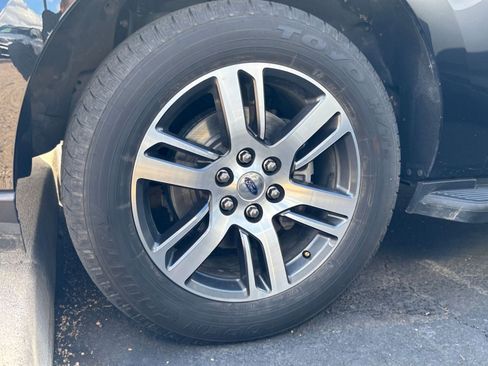 Used 2024 Ford Expedition Limited image 35