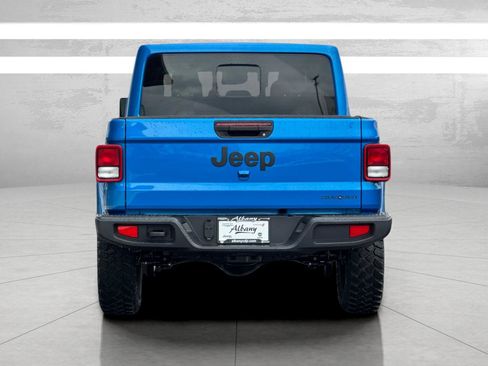 New 2025 Jeep Gladiator High Tide image 6