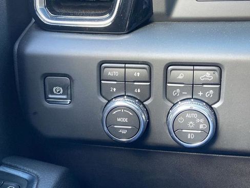 Used 2026 GMC Sierra 1500 Denali image 14