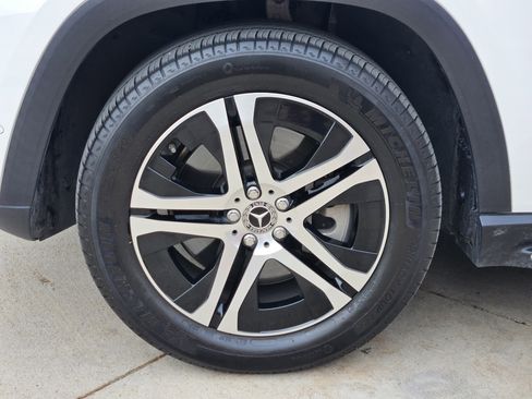 Certified 2020 Mercedes-Benz GLS 450 4MATIC image 11