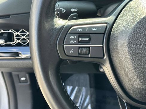 Used 2023 Honda Accord EX-L image 9