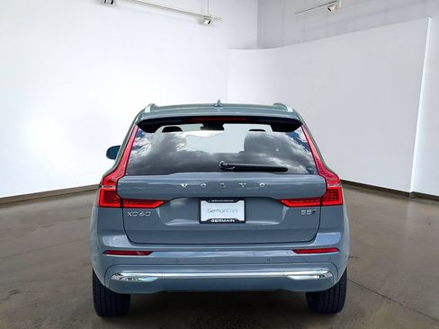 Used 2023 Volvo XC60 B5 Plus w/ Climate Package AWD/4WD image 5