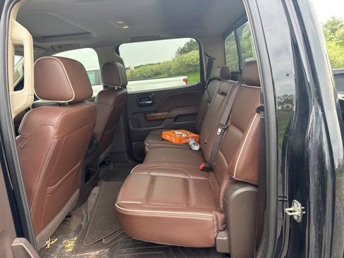 Used 2018 Chevrolet Silverado 1500 High Country AWD/4WD image 44