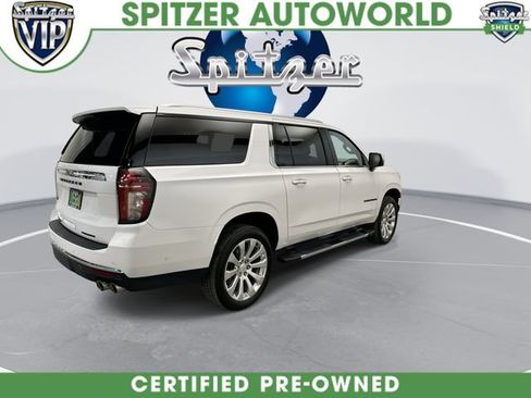 Used 2024 Chevrolet Suburban Premier w/ Advanced Technology Package AWD/4WD image 9