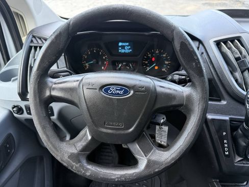 Used 2019 Ford Transit 250 148 Low Roof RWD image 24