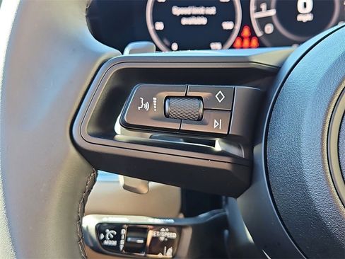 New 2026 Porsche Cayenne Coupe image 24