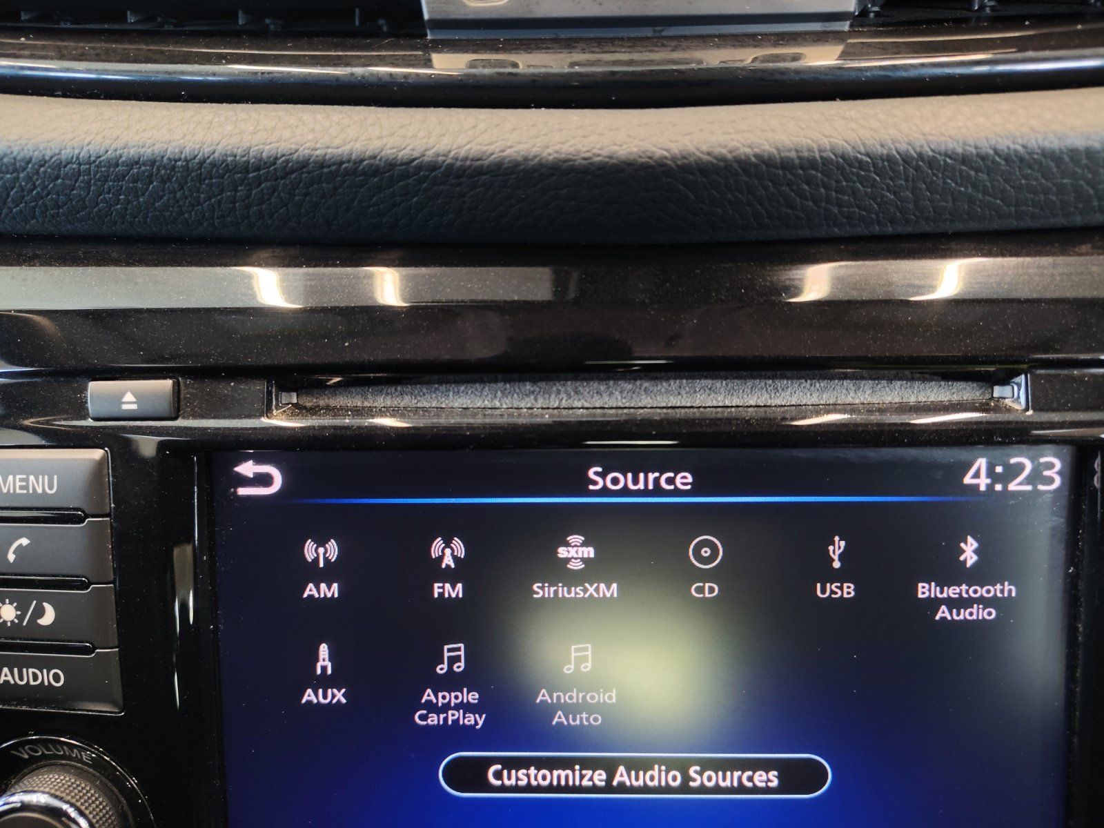 Used 2020 Nissan Rogue Sport SV FWD image 31