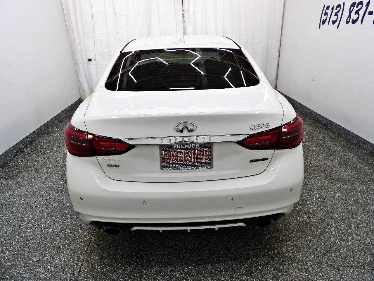 Used 2019 INFINITI Q50 Signature Edition w/ Cargo Package (L96) AWD/4WD image 5