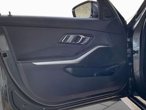Used 2019 BMW 330i xDrive Sedan w/ Driving Assistance Package AWD/4WD image 23