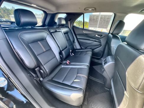 Used 2023 Chevrolet Equinox Premier image 25