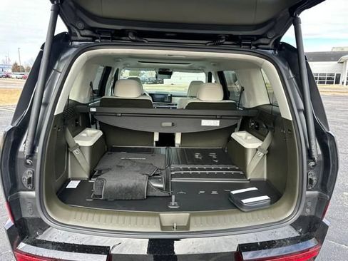 New 2025 Hyundai Santa Fe Calligraphy FWD image 20