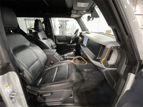 Used 2023 Ford Bronco Badlands image 29