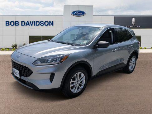 Certified 2022 Ford Escape SE w/ Convenience Package AWD/4WD image 1