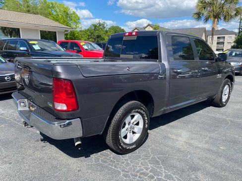 Used 2017 RAM 1500 Classic SLT RWD image 8