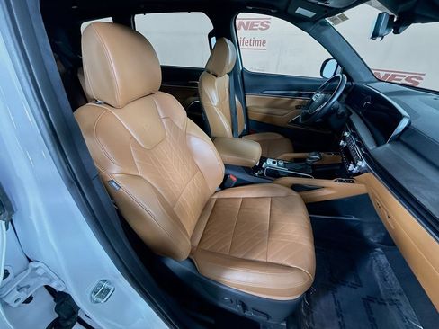 Used 2023 Kia Telluride SX Prestige X-Pro AWD/4WD image 36