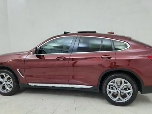 Used 2025 BMW X4 xDrive30i image 4