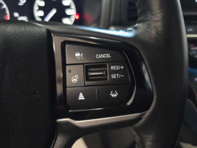 Used 2025 Honda Odyssey Elite image 16