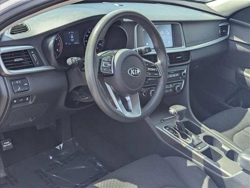 Used 2019 Kia Optima LX FWD image 9