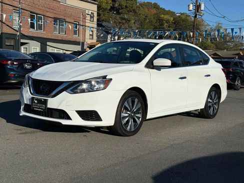 Used 2019 Nissan Sentra SV w/ Special Edition Package image 3