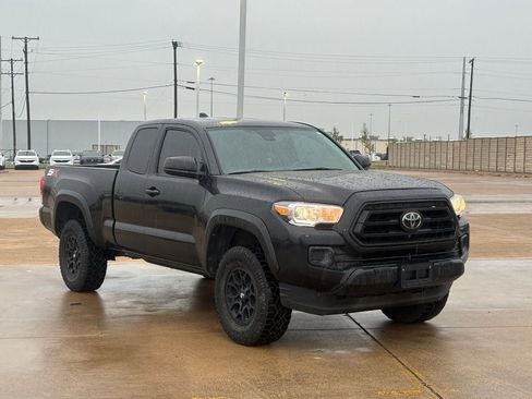 Used 2021 Toyota Tacoma SR w/ SX Package image 2