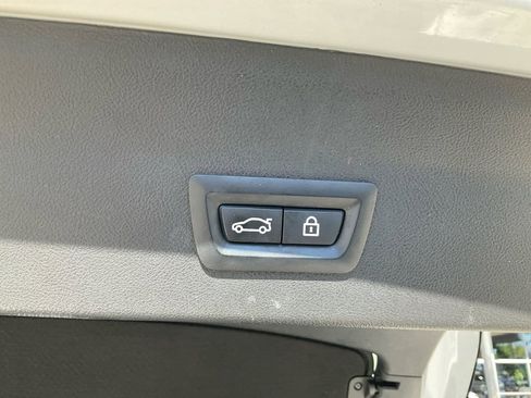 Used 2023 BMW X4 xDrive30i image 10