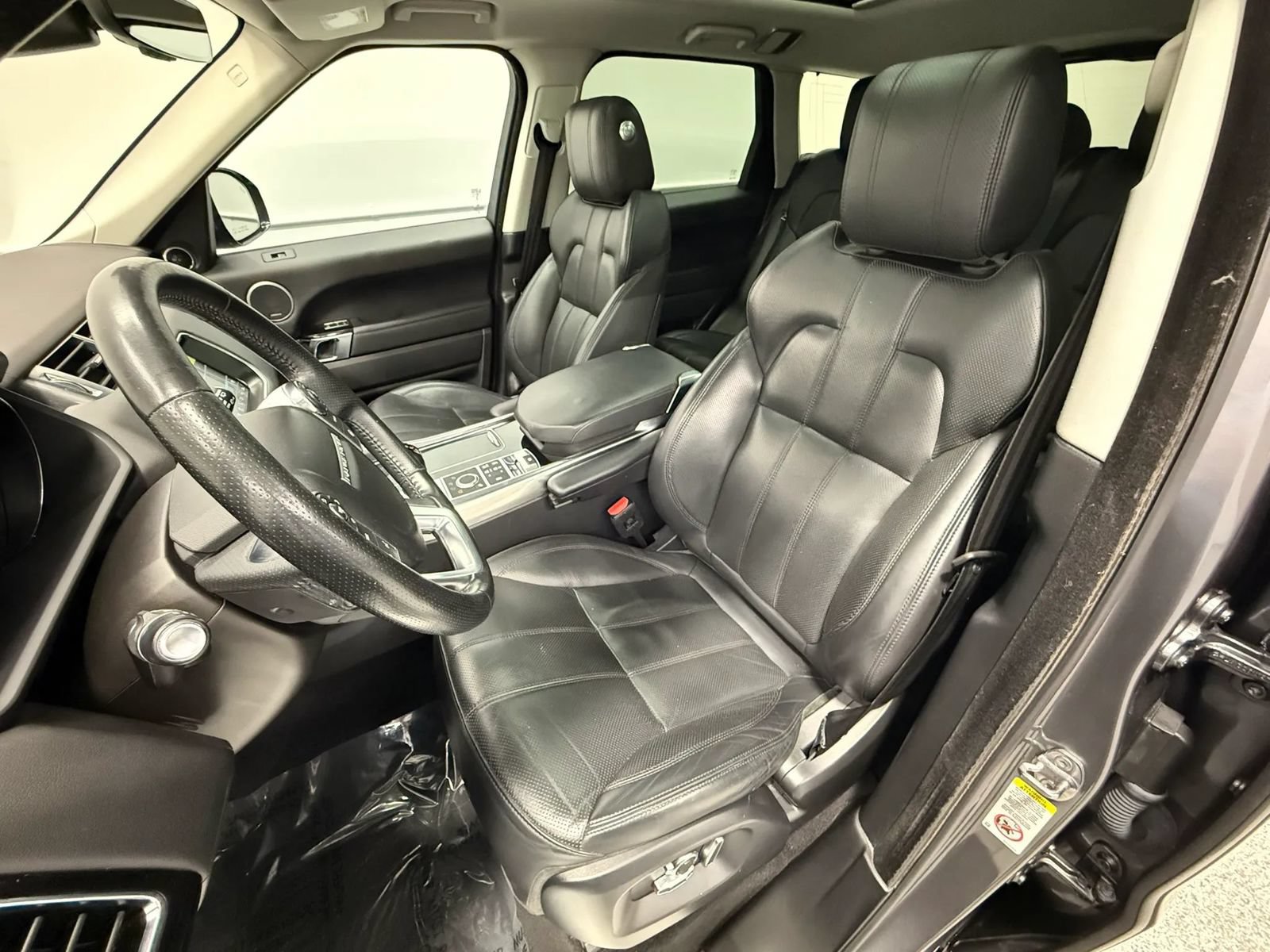 Used 2017 Land Rover Range Rover Sport HSE AWD/4WD image 15