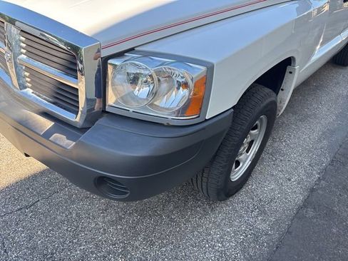 Used 2007 Dodge Dakota ST RWD image 10